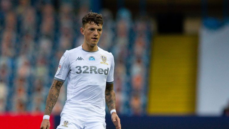 Brighton ra giá cao cho Man Utd vụ Ben White; HLV Solskjaer đưa thần đồng 16 tuổi lên đội 1; Son Heung Min tăng giá mạnh