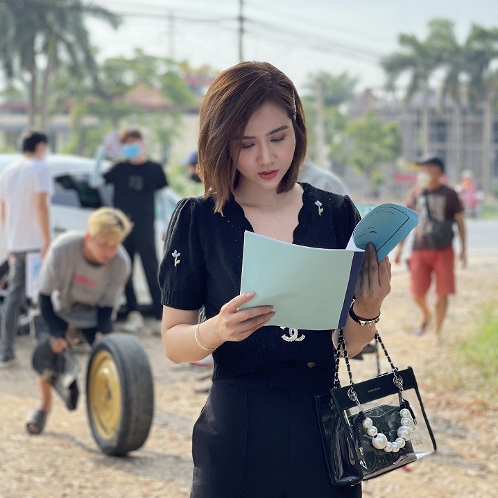 - mỹ nhân mặc đẹp nhất phim Thương ngày nắng về