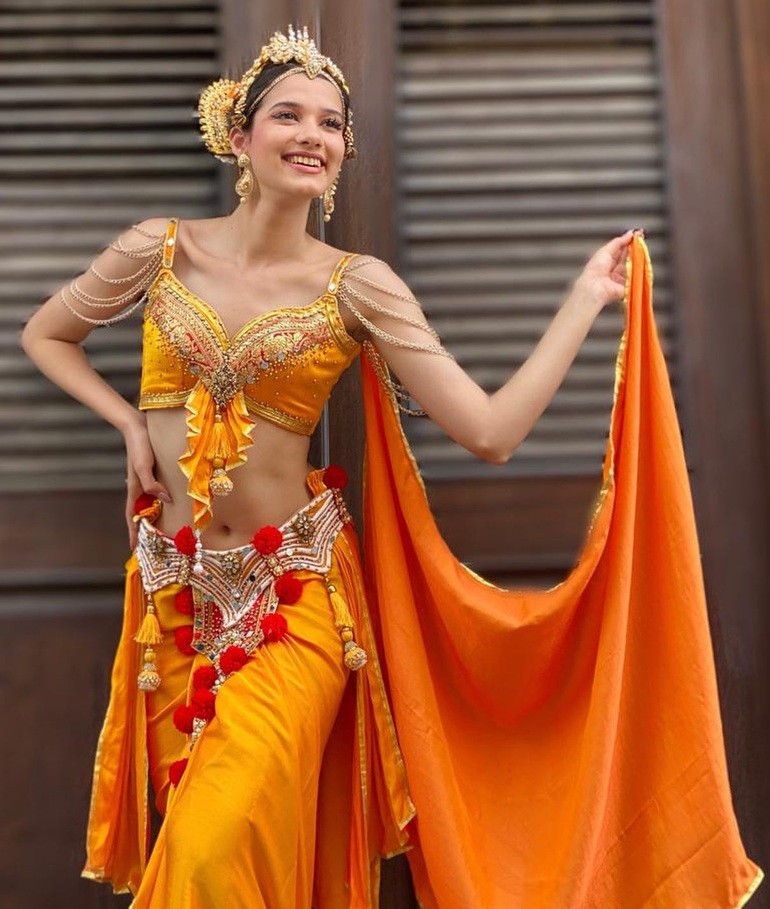 Hoa hậu Thế giới 2021: Vẻ đẹp xinh hết nấc Top 10 Hoa hậu nhân ái trong trang phục dân tộc