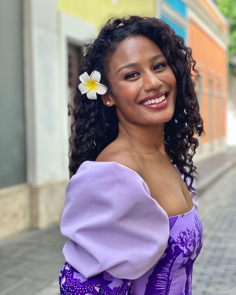 Hoa hậu Thế giới 2021: Vẻ đẹp xinh hết nấc Top 10 Hoa hậu nhân ái trong trang phục dân tộc