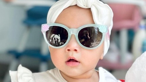 Vẻ đáng yêu, xinh xắn của các bé nhà Hồ Ngọc Hà và Đông Nhi 'đốn tim' người hâm mộ