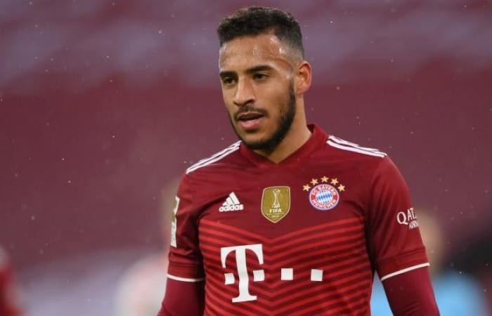 Cập nhật chuyển nhượng cầu thủ: Man Utd đón De Ligt; HLV Rangnick bán Pogba;