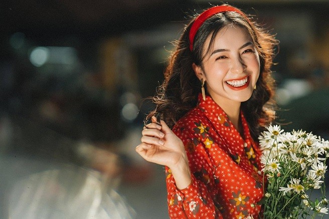 Hoài và Hiếu trở thành cặp đôi thú vị được yêu thích nhất phim Phố trong làng Hoài và Hiếu trở thành cặp đôi thú vị được yêu thích nhất phim Phố trong làng