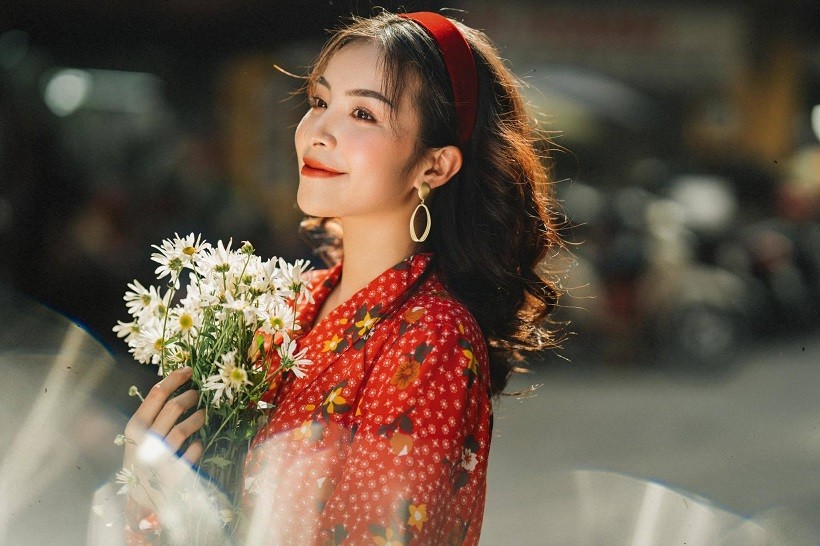 Hoài và Hiếu trở thành cặp đôi thú vị được yêu thích nhất phim Phố trong làng Hoài và Hiếu trở thành cặp đôi thú vị được yêu thích nhất phim Phố trong làng