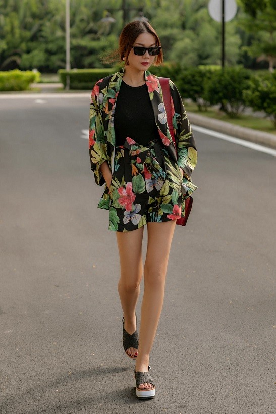 Khám phá cuộc sống độc thân mà giàu sang của siêu mẫu Thanh Hằng