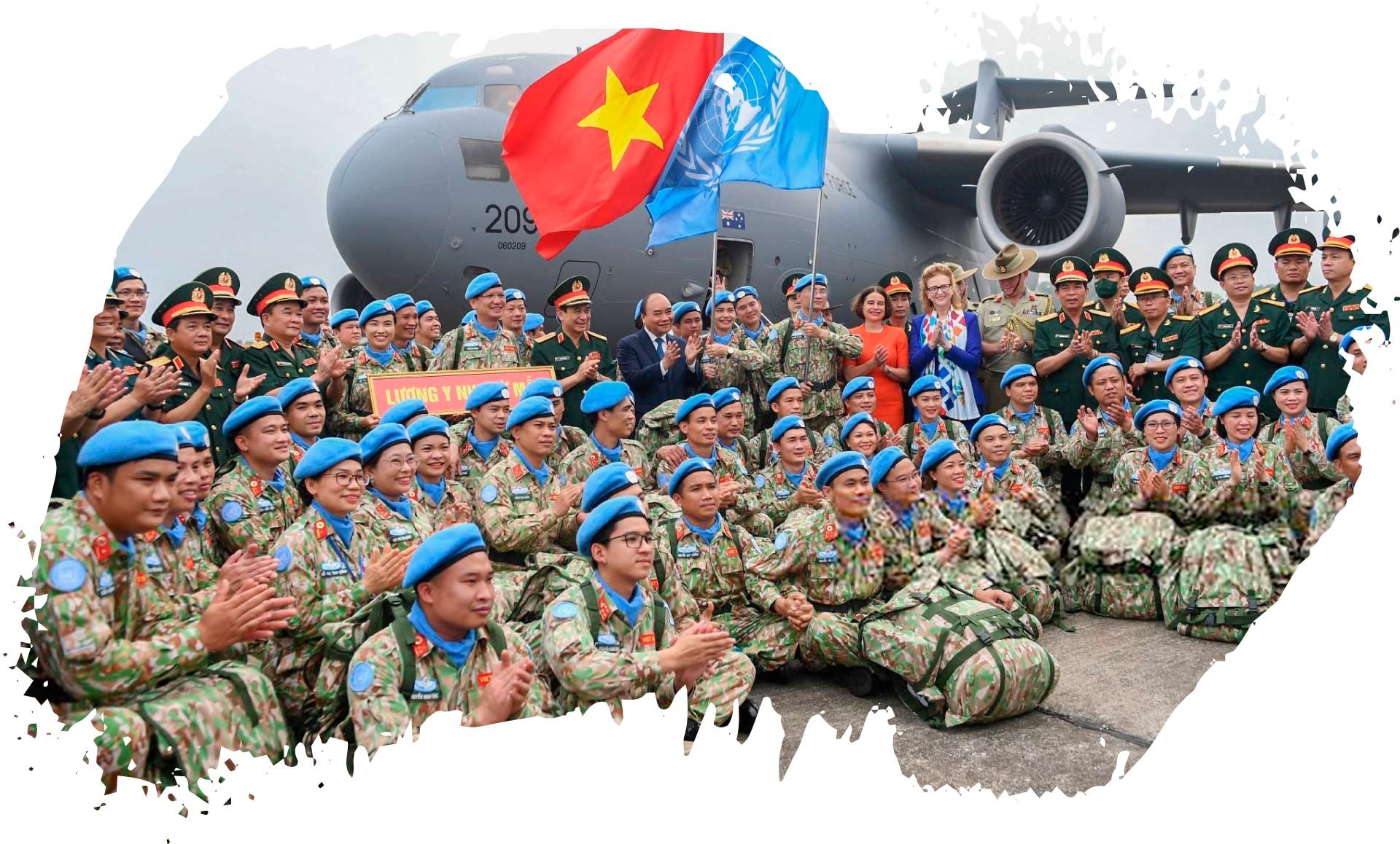 Thượng tướng Nguyễn Chí Vịnh: Gìn giữ hòa bình thế giới cũng là bảo vệ Tổ quốc