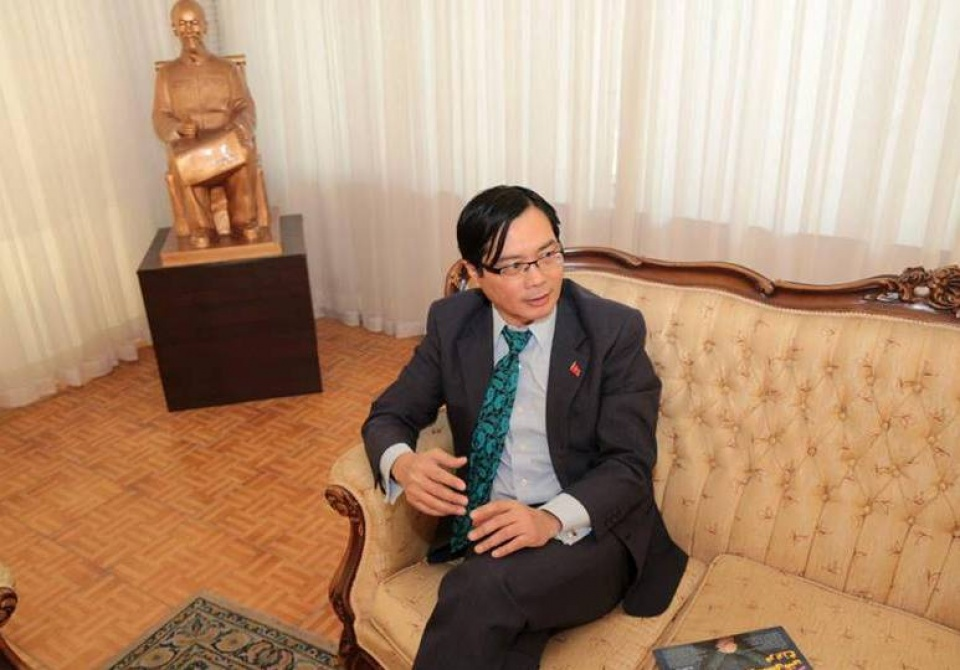 “Xây cầu” ở Iran không dễ!