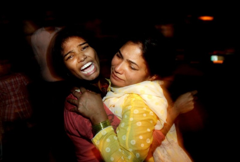 Tang thương hiện trường vụ đánh bom liều chết ở Pakistan