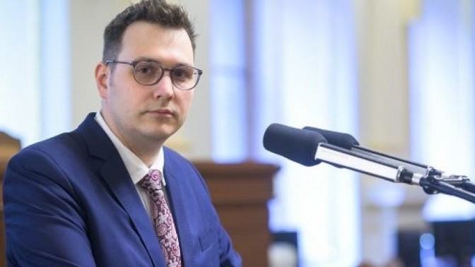 Czech muốn giữ quan hệ ngoại giao 'ít nhất là sơ đẳng' với Nga