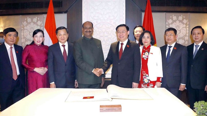 Chuyến thăm Việt Nam của Chủ tịch Hạ viện Ấn Độ Om Birla: Hoạt động quan trọng tăng cường quan hệ song phương Chuyến thăm Việt Nam của Chủ tịch Hạ viện Ấn Độ Om Birla: Hoạt động quan trọng tăng cường quan hệ song phương