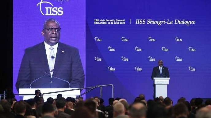 Đối thoại Shangri-La: Những màn đấu khẩu cực gắt hướng vào Trung Quốc, Tổng thống Ukraine khẳng định không bao giờ làm một việc!