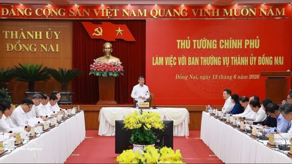 PM urges Dong Nai to step up role as a key driver of national growth