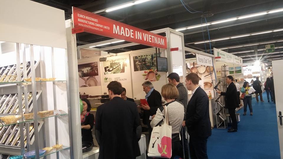Hàng "Made in Vietnam" hút khách ở Singapore hang made in vietnam hut khach o singapore
