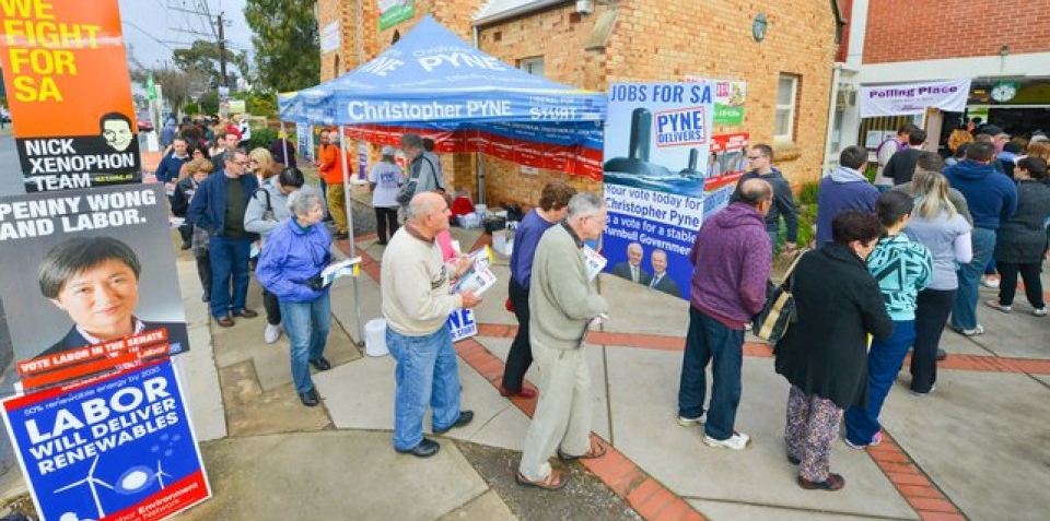 Kết quả sơ bộ bầu cử Australia: Bất phân thắng bại