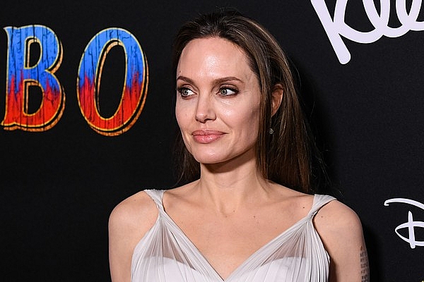 Angelina Jolie xác nhận thủ vai siêu anh hùng trong “The Eternals“ angelina jolie xac nhan thu vai sieu anh hung trong the eternals