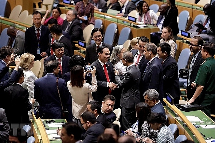 undefined 4547 cac nyyc chuc myng viyt nam trung cy uvktt hdba lhq 762019