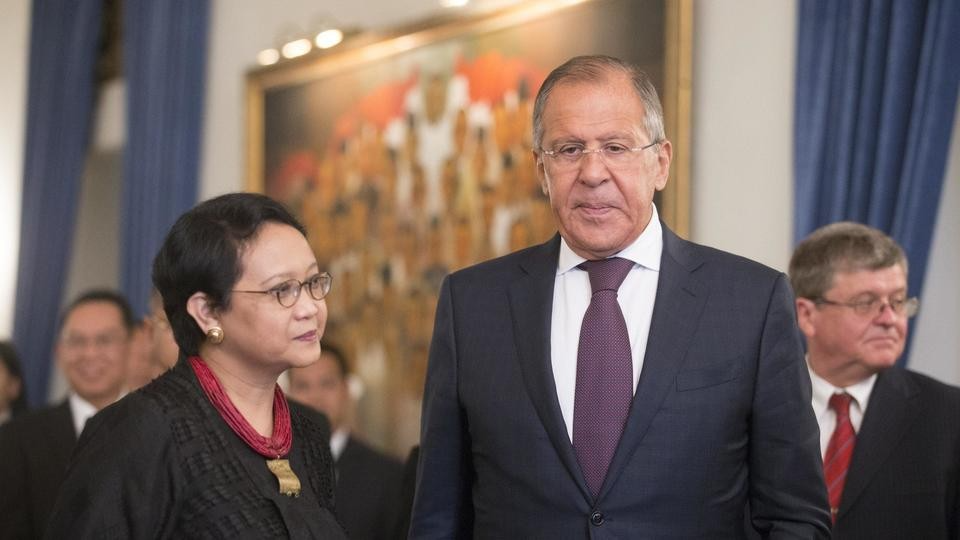 Ngoại trưởng Nga Sergei Lavrov (trái) có chuyến công du tới Đông Nam Á từ ngày 6-7/7. (Nguồn: RT) Ngoại trưởng Nga Sergei Lavrov (trái) có chuyến công du tới Đông Nam Á từ ngày 6-7/7. (Nguồn: RT)