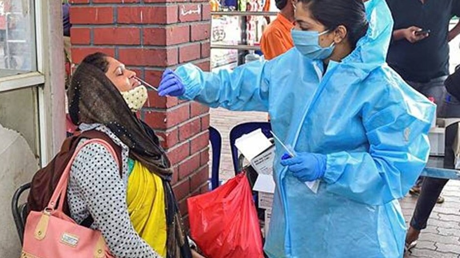 2/3 người Ấn Độ trong khảo sát mới có kháng thể Covid-19