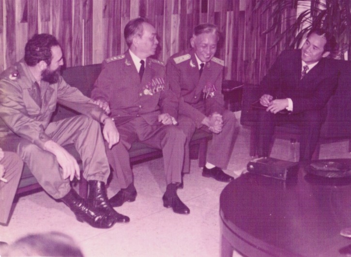 Kỷ niệm cắt tóc cho Đại tướng Võ Nguyên Giáp