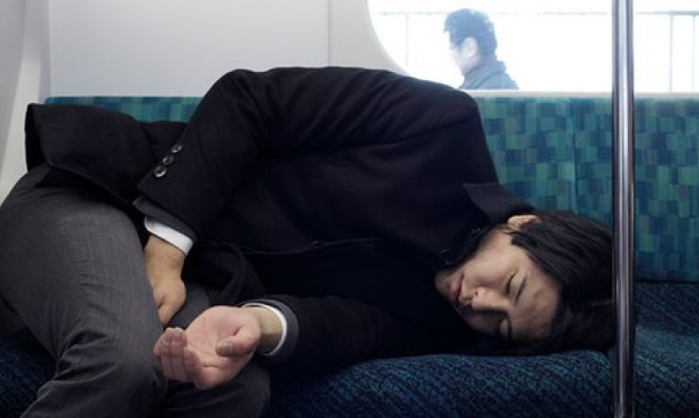 Cảnh báo nguy cơ tử vong cao do làm việc quá sức tại Nhật Bản