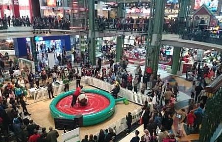 Nam Phi cam kết nỗ lực vực dậy nền kinh tế sau khi bị hạ bậc tín nhiệm