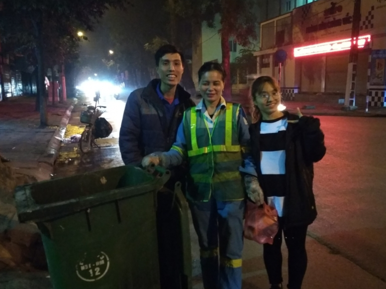 Mang Tết đến với người vô gia cư và lao động nghèo