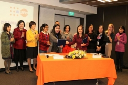 UNFPA hỗ trợ người dân Việt Nam chăm sóc sức khỏe sinh sản trong bối cảnh dịch Covid-19