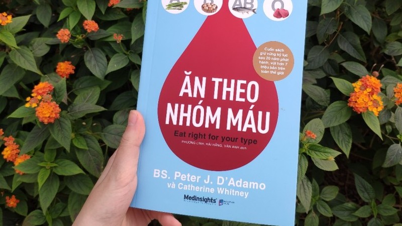 Vì sao cuốn sách ‘Ăn theo nhóm máu’ vẫn bán chạy sau hơn hai thập kỷ?