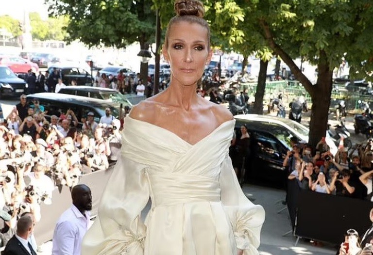 Danh ca Celine Dion khiến người hâm mộ lo lắng vì tình trạng sức khỏe