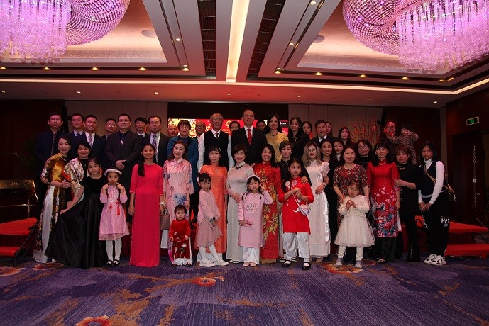 Ấm áp chương trình Chào Xuân Nhâm Dần 2022 tại Quảng Châu