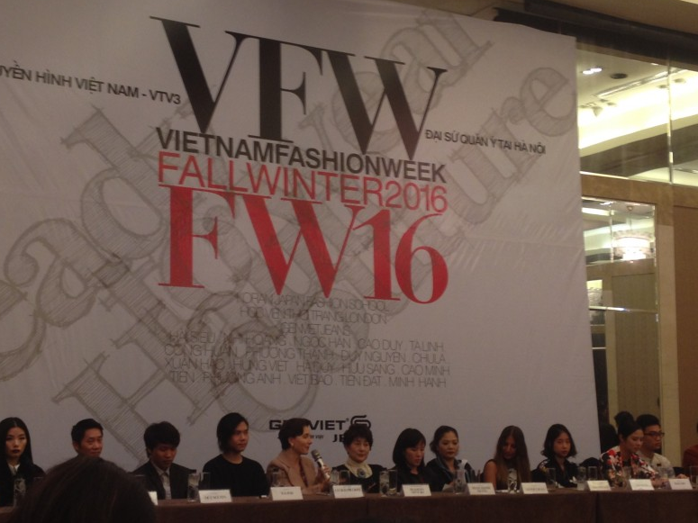 Sắc màu Á - Âu tại Tuần lễ Thời trang Thu Đông Việt Nam