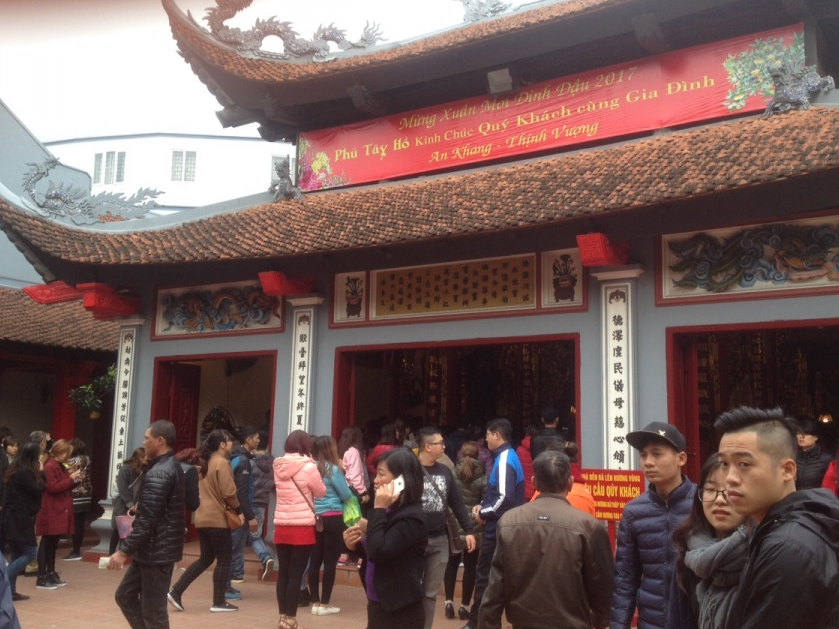 Đang có hiện tượng tham nhũng về tâm linh?