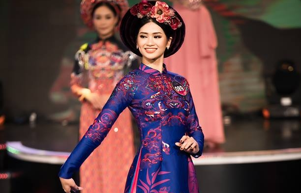 Người đẹp Kinh Bắc tỏa sáng miền Quan họ