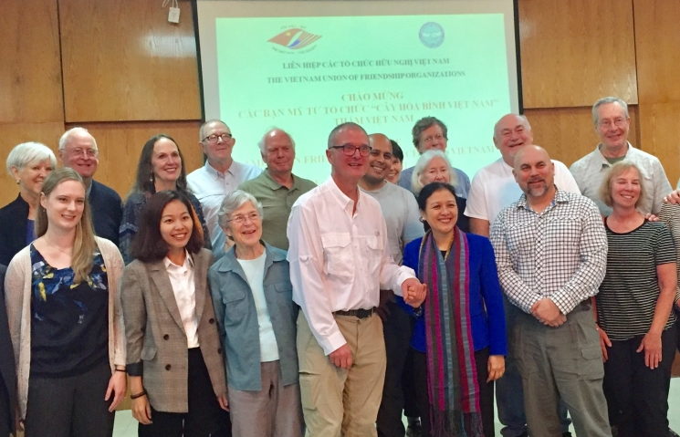 “Cây Hòa bình” của Mỹ tiếp tục hành trình ý nghĩa tại Việt Nam