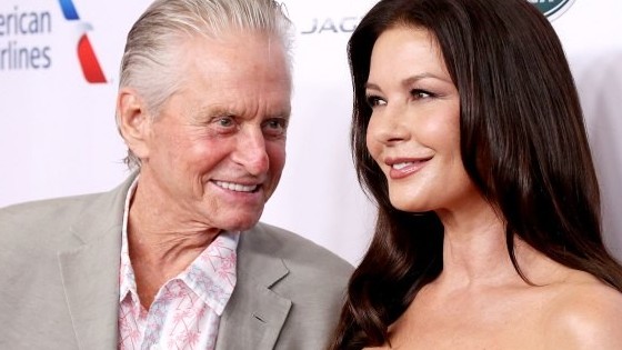 Quả Cầu Vàng 2021 trước giờ G: Ban tổ chức muốn nghệ sĩ ở nhà theo dõi kết quả qua truyền hình