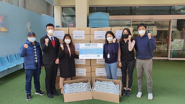 Sinh viên Việt tại Hàn Quốc chung tay chống dịch Covid-19 sinh vien viet tai han quoc chung tay chong dich covid 19