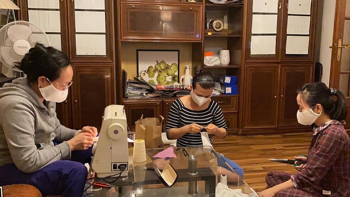 Những thông điệp từ “trái tim” của người Việt tại Czech nhung thong diep trai tim cua nguoi viet tai czech