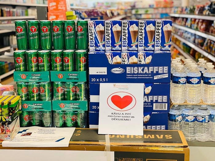 Những thông điệp từ “trái tim” của người Việt tại Czech nhung thong diep trai tim cua nguoi viet tai czech