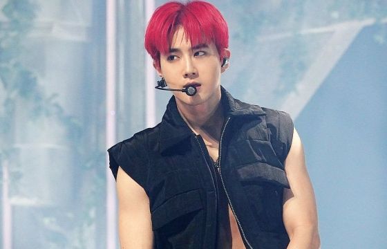 Nghệ sĩ K-pop cùng tung album mới xua ảm đạm mùa dịch Covid-19