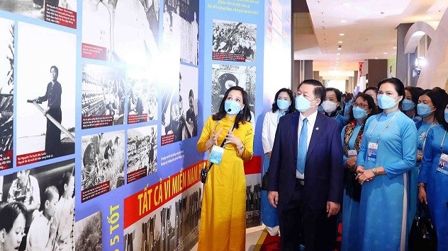 Khai mạc triển lãm ảnh 'Hội Liên hiệp Phụ nữ Việt Nam - viết tiếp những ước mơ'