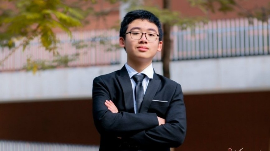 Võ Hoàng Hải – học sinh lớp 10 đầu tiên giành giải Nhất quốc gia môn Vật lý