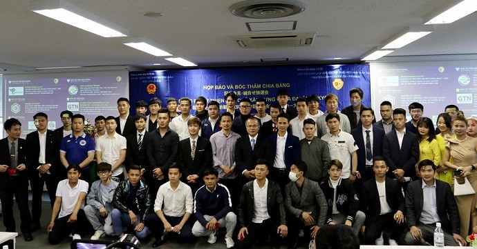 Người Việt phát động quyên góp xây dựng chùa Việt Nam tại Tokyo Phát động quyên góp xây dựng chùa Việt Nam tại Tokyo, Nhật Bản