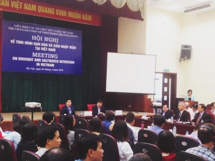 Vận động trợ giúp các tỉnh bị hạn hán và xâm nhập mặn tại Việt Nam