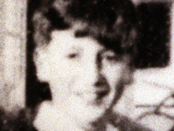 Thư đầu đời của John Lennon bị “ế ẩm”