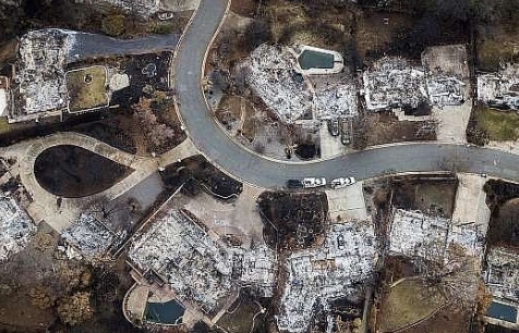 Phát hiện nước uống nhiễm chất gây ung thư sau vụ cháy rừng ở California