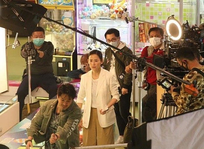 lam phim thoi cach ly vi dich covid 19