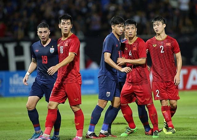 FIFA sẽ tài trợ hơn 10 tỷ đồng cho bóng đá Việt Nam fifa se tai tro hon 10 ty dong cho bong da viet nam