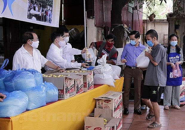 Người Việt tại Lào sẻ chia trong đại dịch Covid-19 nguoi viet tai lao se chia trong dai dich covid 19