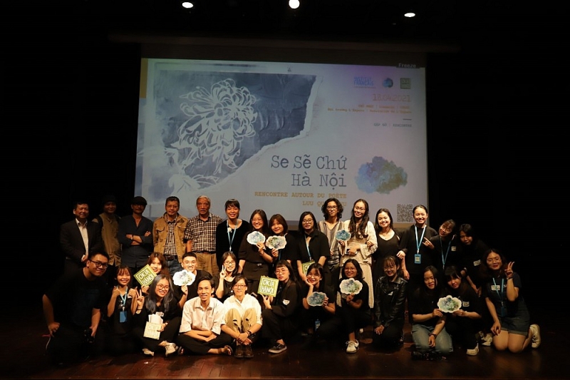 Se Sẽ Chứ 2021: Tuần thơ đặc biệt đã được phủ sóng khắp Việt Nam Se Sẽ Chứ 2021: Tuần thơ đặc biệt đã được phủ sóng khắp Việt Nam