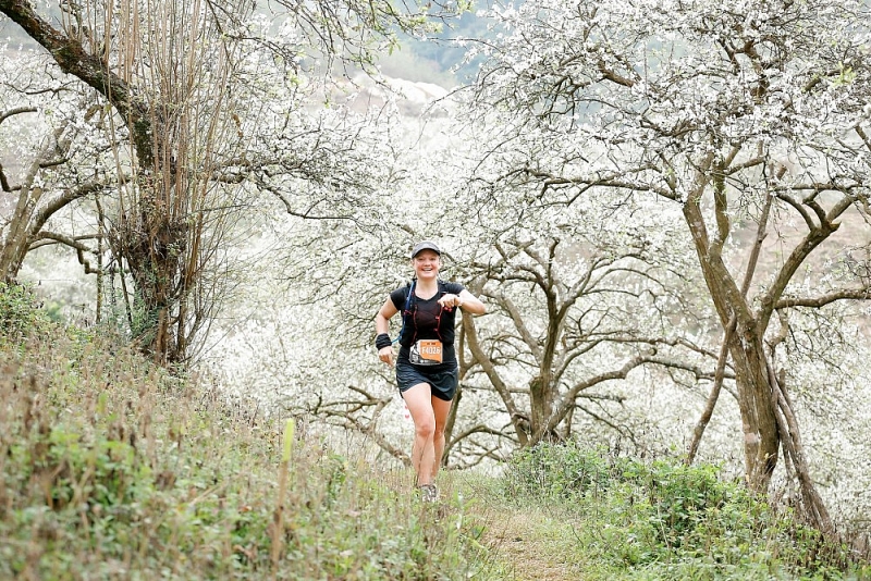 Hơn 4.000 vận động viên Việt Nam và quốc tế tham gia giả chạy Vietnam Trail Marathon tại Mộc Châu